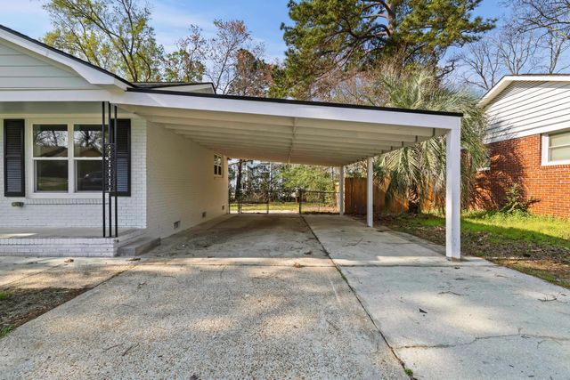 7585 Peppercorn Lane, North Charleston, SC 29420