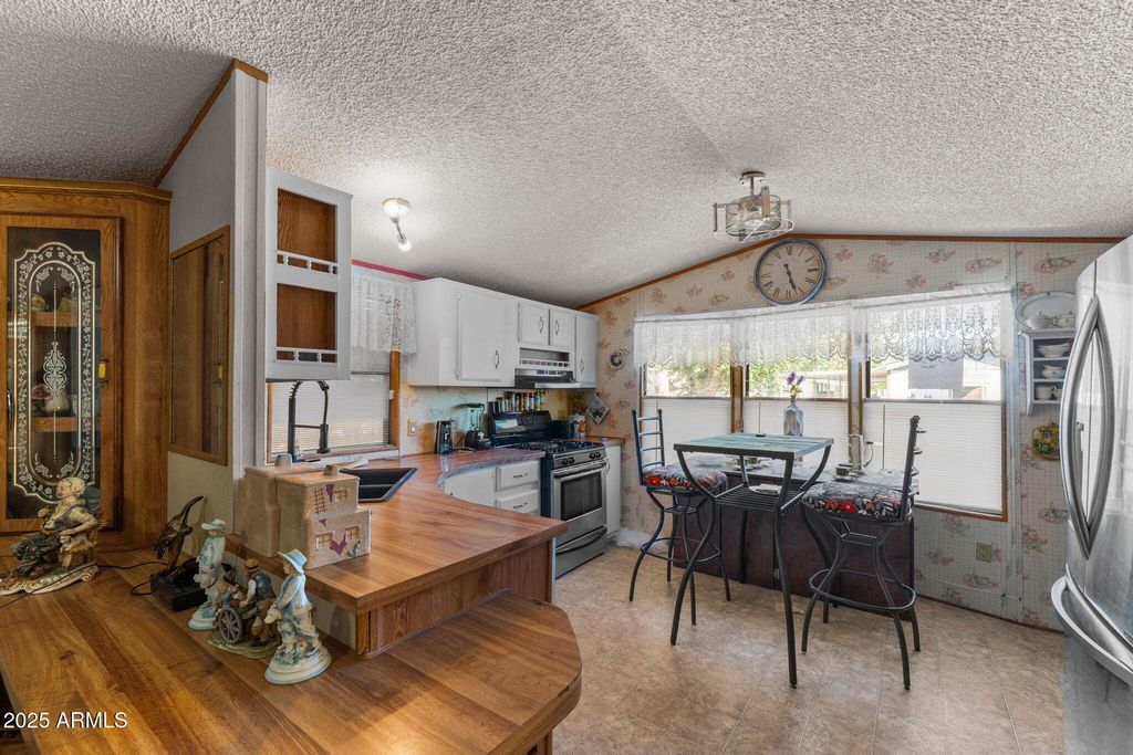 550 Palm Drive 14A, Wickenburg, AZ 85390 — photo 2