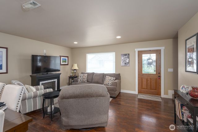 1300 W Marina Drive #1, Moses Lake, WA 98837