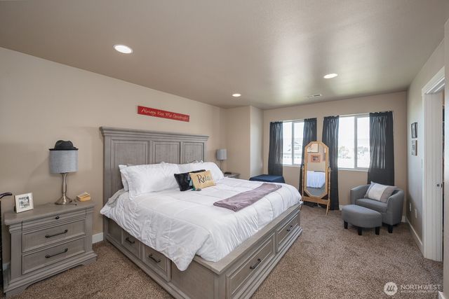 1300 W Marina Drive #1, Moses Lake, WA 98837