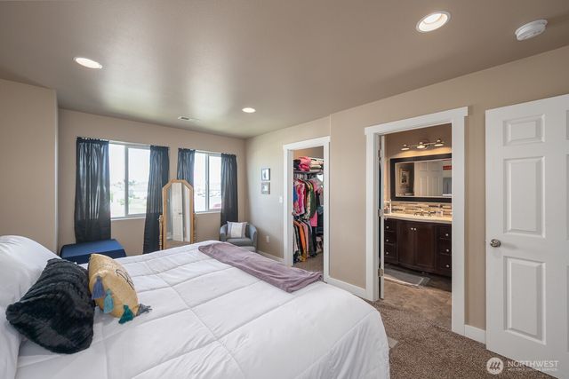 1300 W Marina Drive #1, Moses Lake, WA 98837