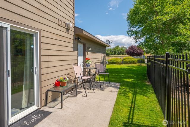 1300 W Marina Drive #1, Moses Lake, WA 98837