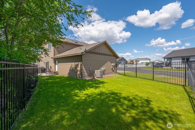 1300 W Marina Drive #1, Moses Lake, WA 98837