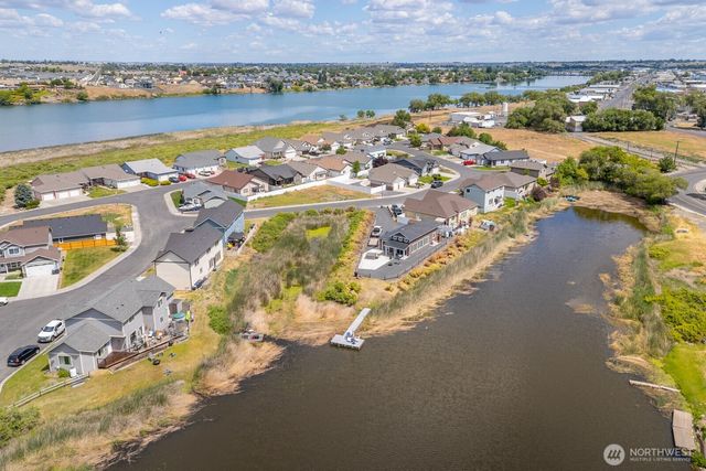 1300 W Marina Drive #1, Moses Lake, WA 98837