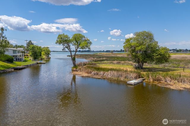 1300 W Marina Drive #1, Moses Lake, WA 98837