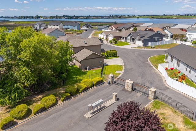 1300 W Marina Drive #1, Moses Lake, WA 98837