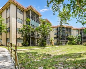 6201 N Falls Cir Drive 109, Lauderhill, FL 33319