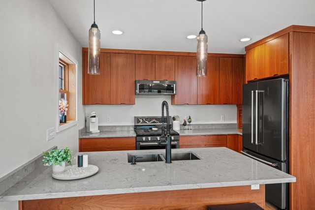 1615 Kingswood Trail, Nekoosa, WI 54457