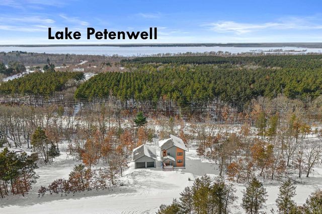 1615 Kingswood Trail, Nekoosa, WI 54457