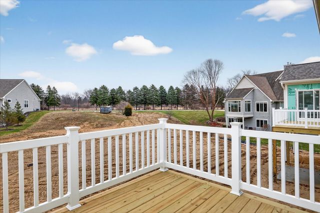 14104 Bridgeview Pointe, Schoolcraft Vllg, MI 49097