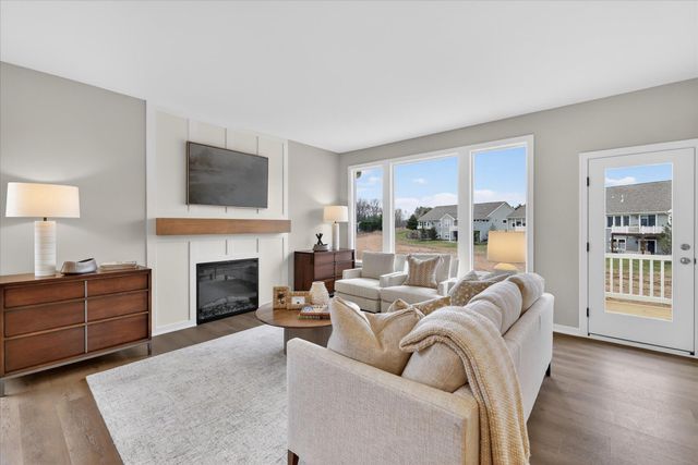 14104 Bridgeview Pointe, Schoolcraft Vllg, MI 49097