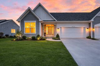 14104 Bridgeview Pointe, Schoolcraft Vllg, MI 49097