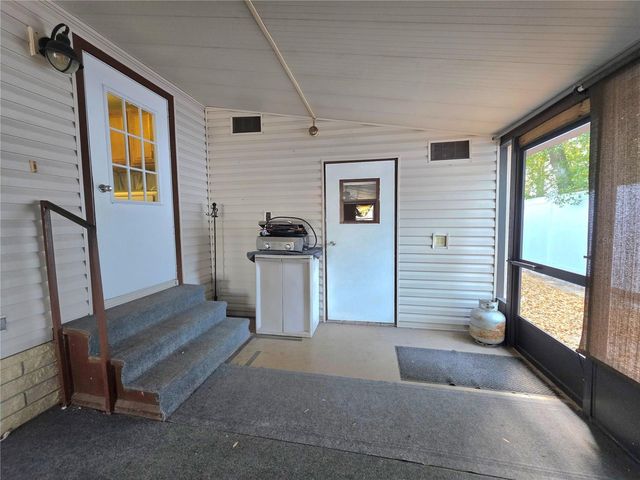 37408 MARTA AVENUE, Zephyrhills, FL 33542