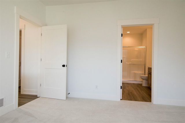 6439 Railbridge Court 23, Caledonia, MI 49316