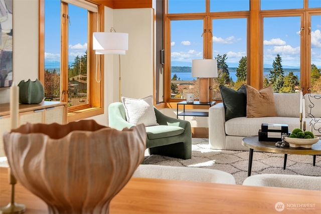 1105 Daley Place, Edmonds, WA 98020