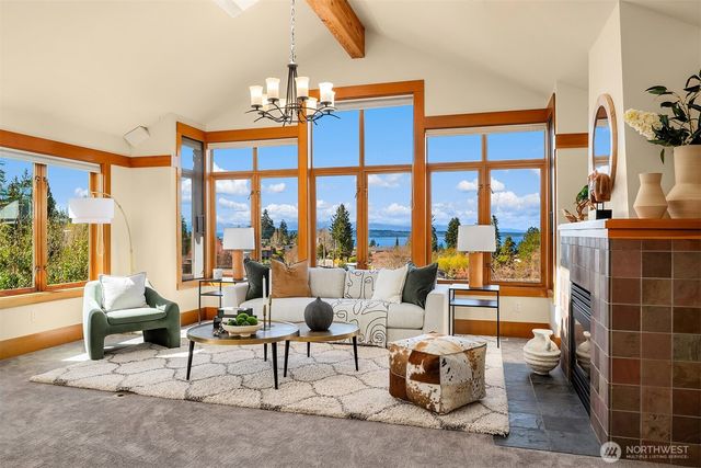 1105 Daley Place, Edmonds, WA 98020