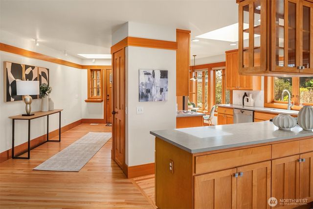 1105 Daley Place, Edmonds, WA 98020