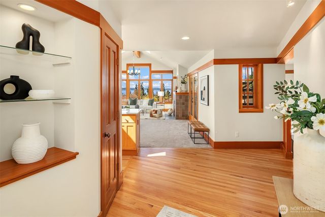 1105 Daley Place, Edmonds, WA 98020