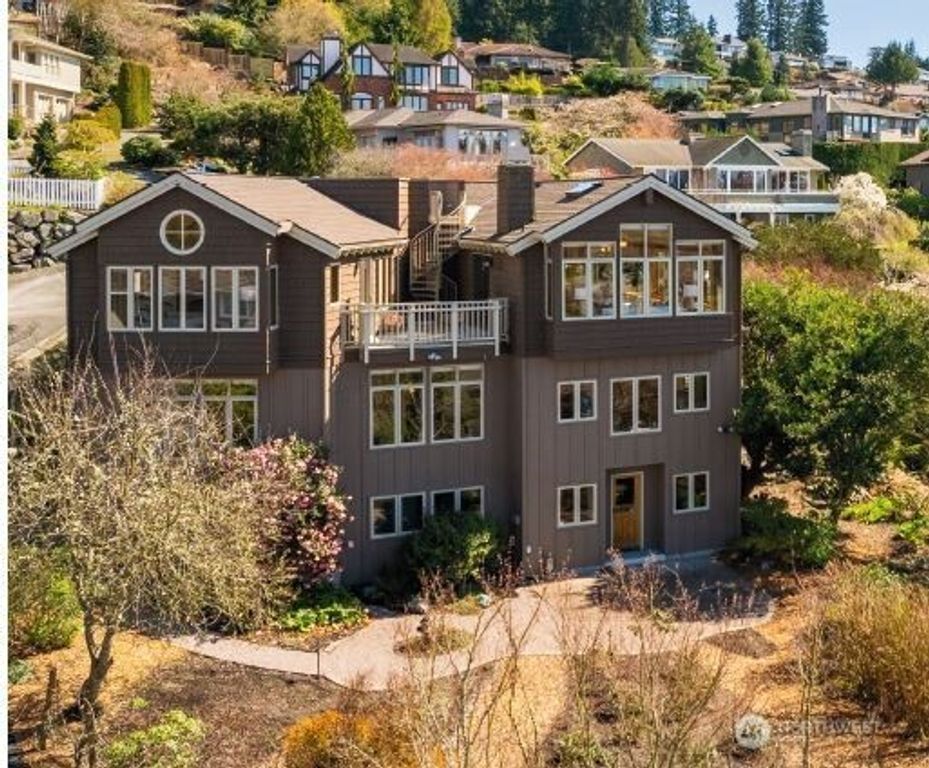 1105 Daley Place, Edmonds, WA 98020