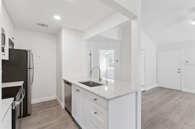 549 SUN RIDGE PLACE 207, Altamonte Springs, FL 32714