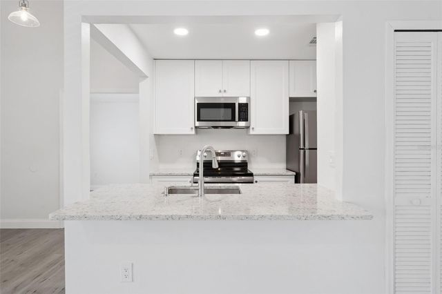 549 SUN RIDGE PLACE 207, Altamonte Springs, FL 32714