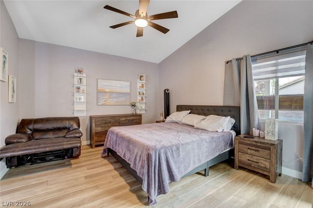 8284 Aurora Peak Avenue, Las Vegas, NV 89131