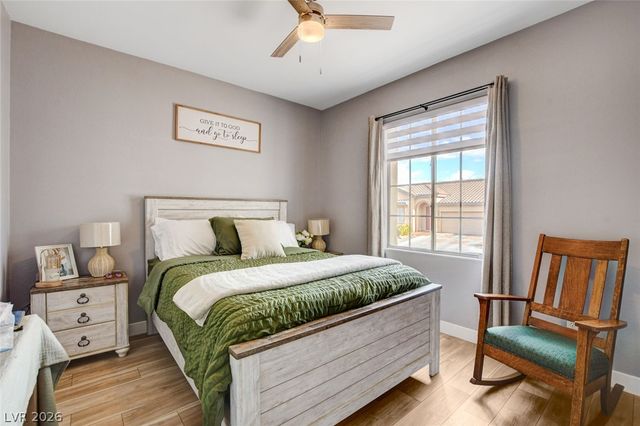 8284 Aurora Peak Avenue, Las Vegas, NV 89131