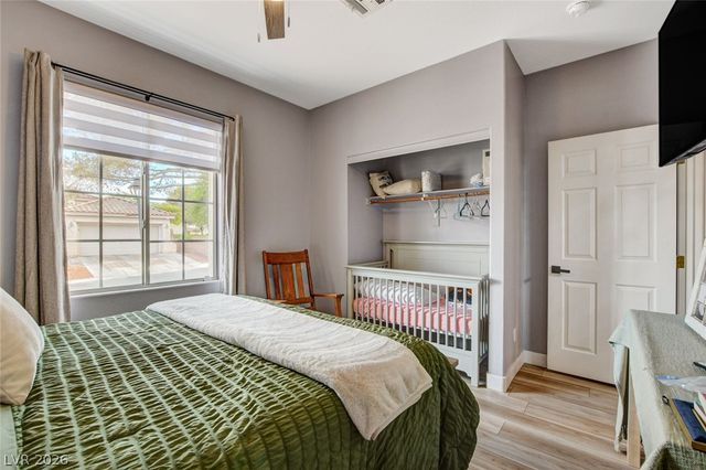 8284 Aurora Peak Avenue, Las Vegas, NV 89131