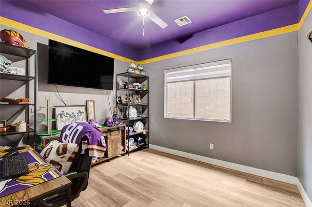 8284 Aurora Peak Avenue, Las Vegas, NV 89131