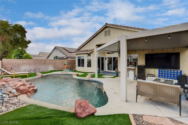 8284 Aurora Peak Avenue, Las Vegas, NV 89131