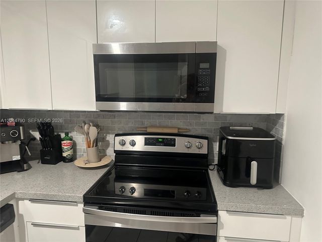 9225 Collins Ave 303, Surfside, FL 33154