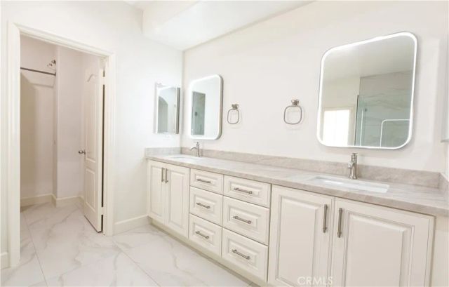 321 9th Street, Huntington Beach, CA 92648