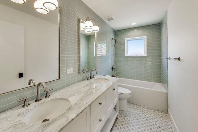 1503 Clinton Place, River Forest, IL 60305