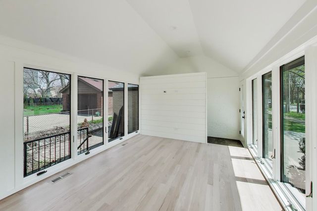 1503 Clinton Place, River Forest, IL 60305