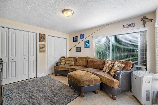 2135 NE 2nd Drive, Boca Raton, FL 33431