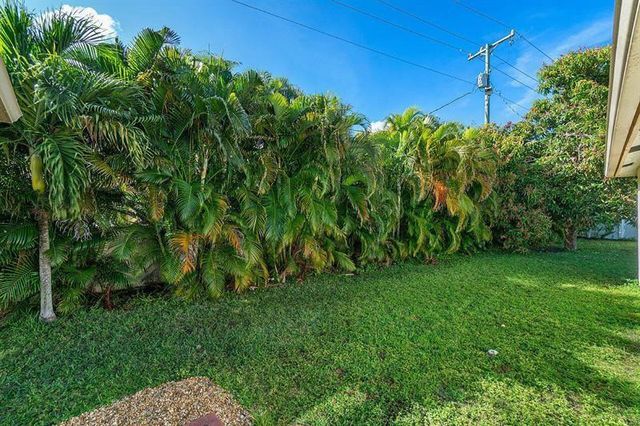 2135 NE 2nd Drive, Boca Raton, FL 33431