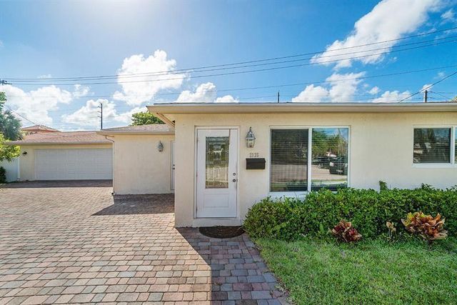 2135 NE 2nd Drive, Boca Raton, FL 33431