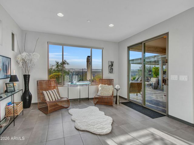 44540 N SONORAN ARROYO Lane, New River, AZ 85087