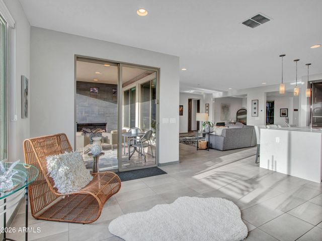 44540 N SONORAN ARROYO Lane, New River, AZ 85087