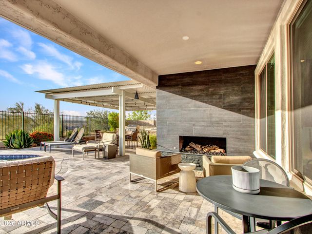 44540 N SONORAN ARROYO Lane, New River, AZ 85087