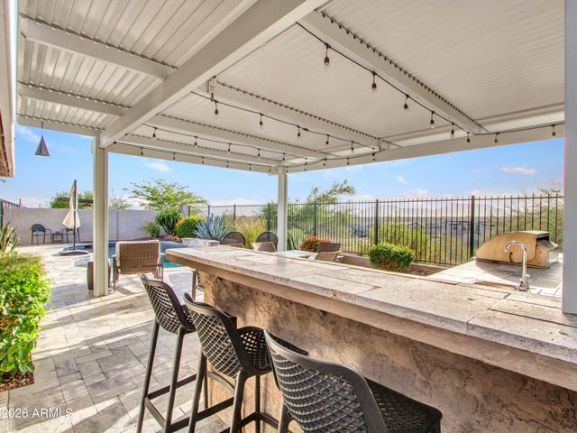 44540 N SONORAN ARROYO Lane, New River, AZ 85087