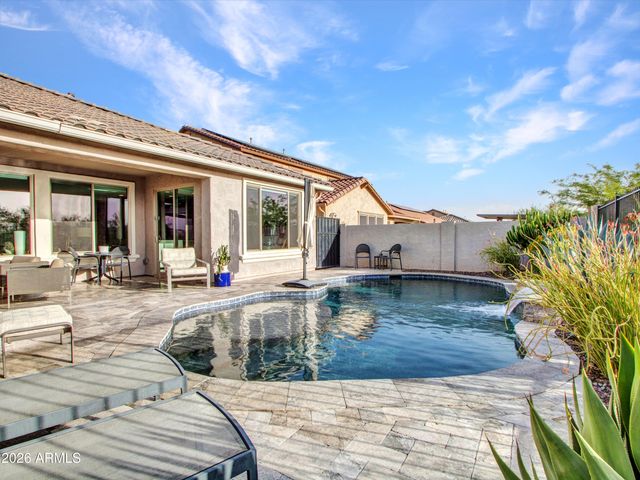 44540 N SONORAN ARROYO Lane, New River, AZ 85087