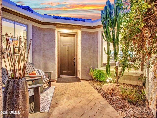 44540 N SONORAN ARROYO Lane, New River, AZ 85087