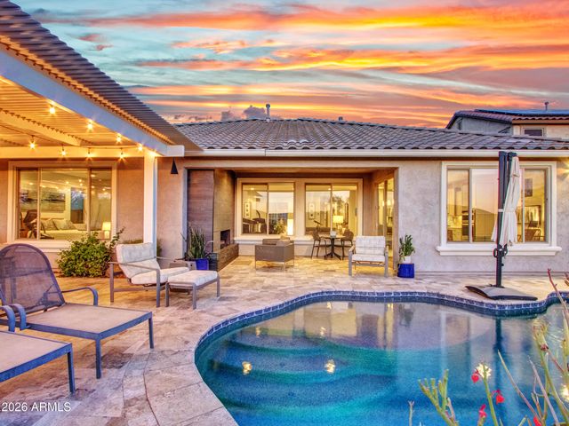 44540 N SONORAN ARROYO Lane, New River, AZ 85087