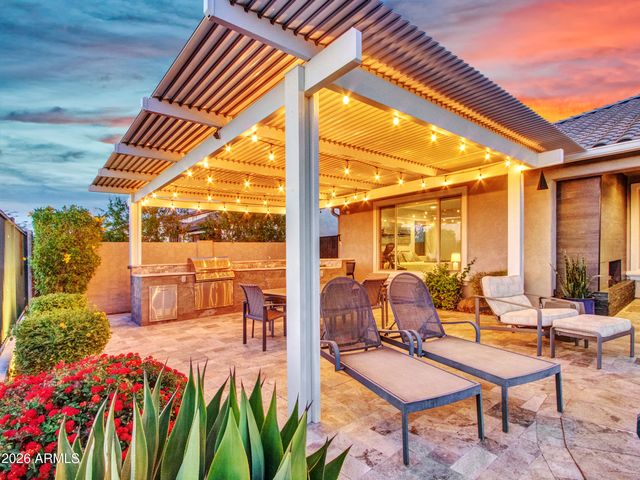 44540 N SONORAN ARROYO Lane, New River, AZ 85087