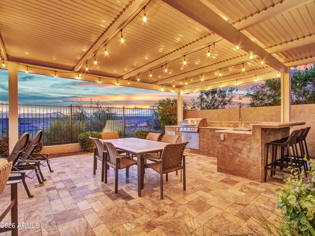 44540 N SONORAN ARROYO Lane, New River, AZ 85087