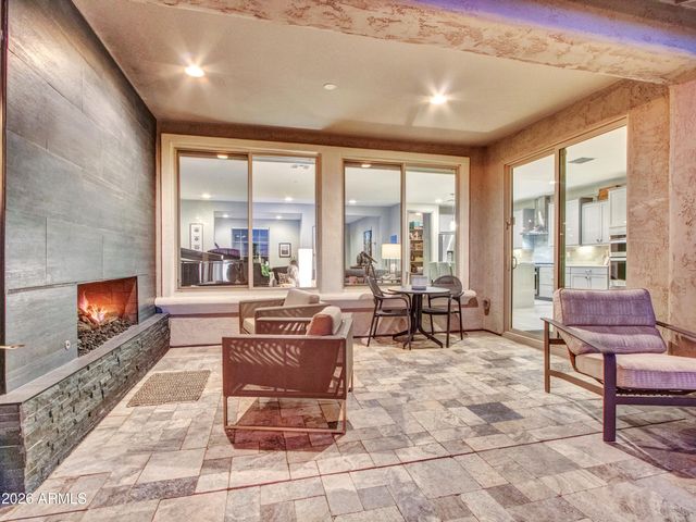 44540 N SONORAN ARROYO Lane, New River, AZ 85087