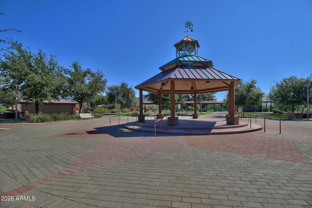 44540 N SONORAN ARROYO Lane, New River, AZ 85087