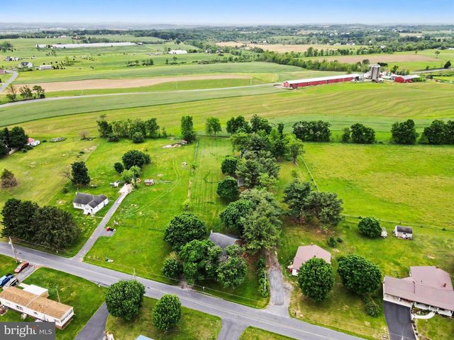 720 GRAHAMS WOODS ROAD, Newville, PA 17241