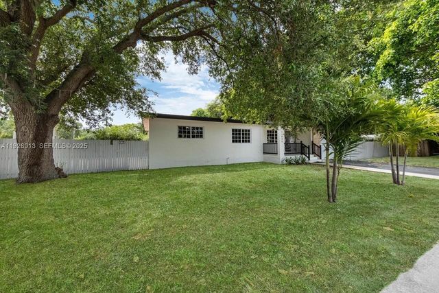 12995 NE 5th Ave, North Miami, FL 33161